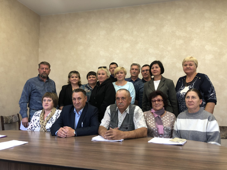 В Ребрихинском сельсовете прошло первое организационное заседание нового представительного органа. В Ребрихинском сельсовете прошло первое организационное заседание нового представительного органа.